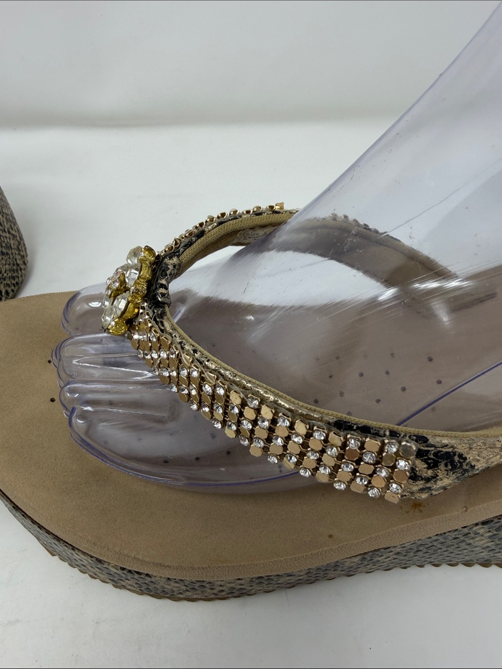 Volatile Beaded Wedge Thong Sandals in Beige with Snake-Print Platform Size 8 - Picture 7 of 15